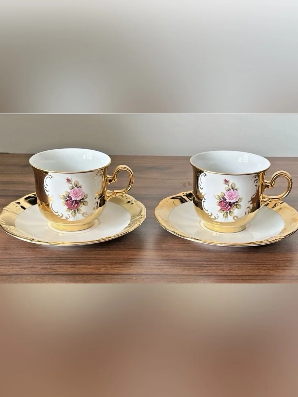 Handarbeit 22k gold Rose Teapot and 2 Demitasse Cups and Saucers Bavaria